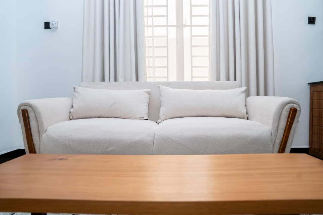Unit Number 1 Apartment Nkunjila ภายนอก รูปภาพ